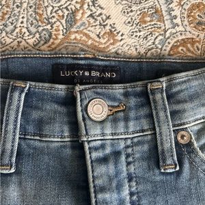 Lucky brand Jeans : High rise (SKINNY) 6/28A